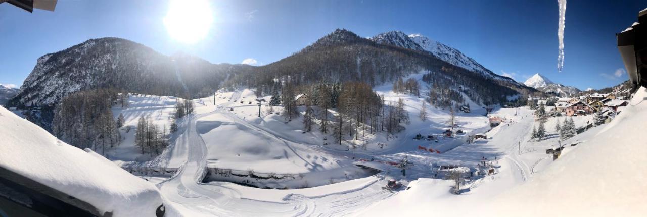 Hotel Piccolo Chalet クラヴィエーレ エクステリア 写真