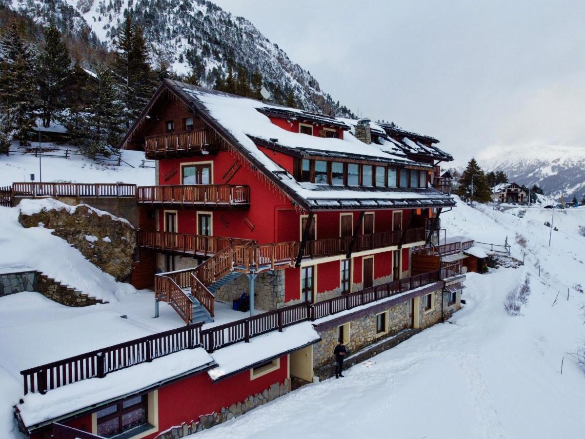 Hotel Piccolo Chalet クラヴィエーレ エクステリア 写真