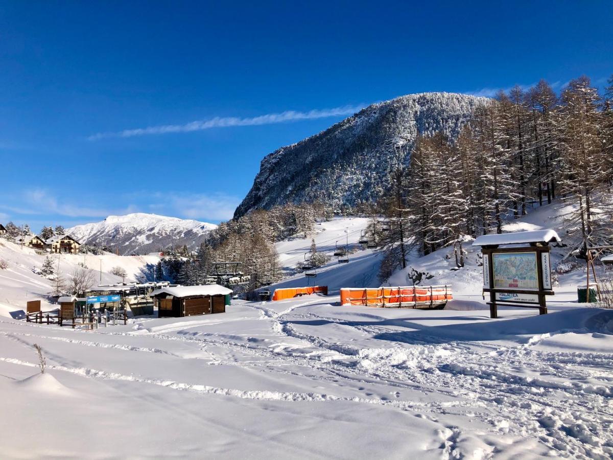 Hotel Piccolo Chalet クラヴィエーレ エクステリア 写真