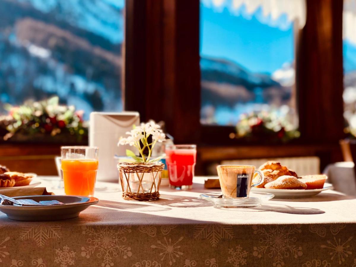 Hotel Piccolo Chalet クラヴィエーレ エクステリア 写真