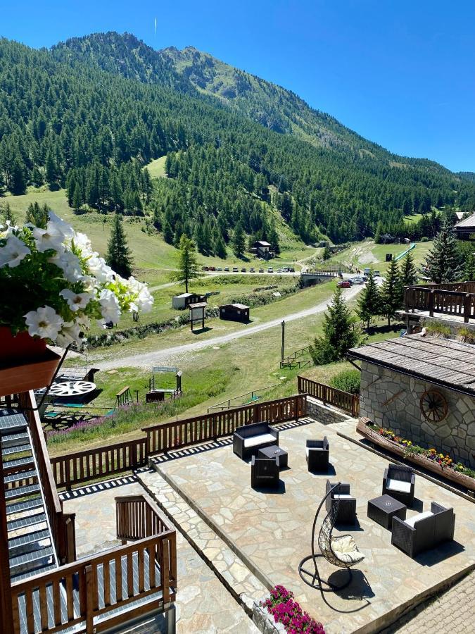 Hotel Piccolo Chalet クラヴィエーレ エクステリア 写真