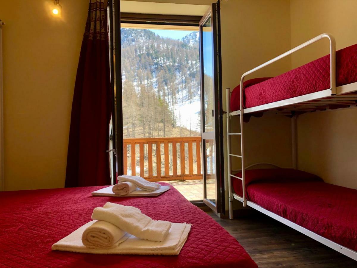 Hotel Piccolo Chalet クラヴィエーレ エクステリア 写真