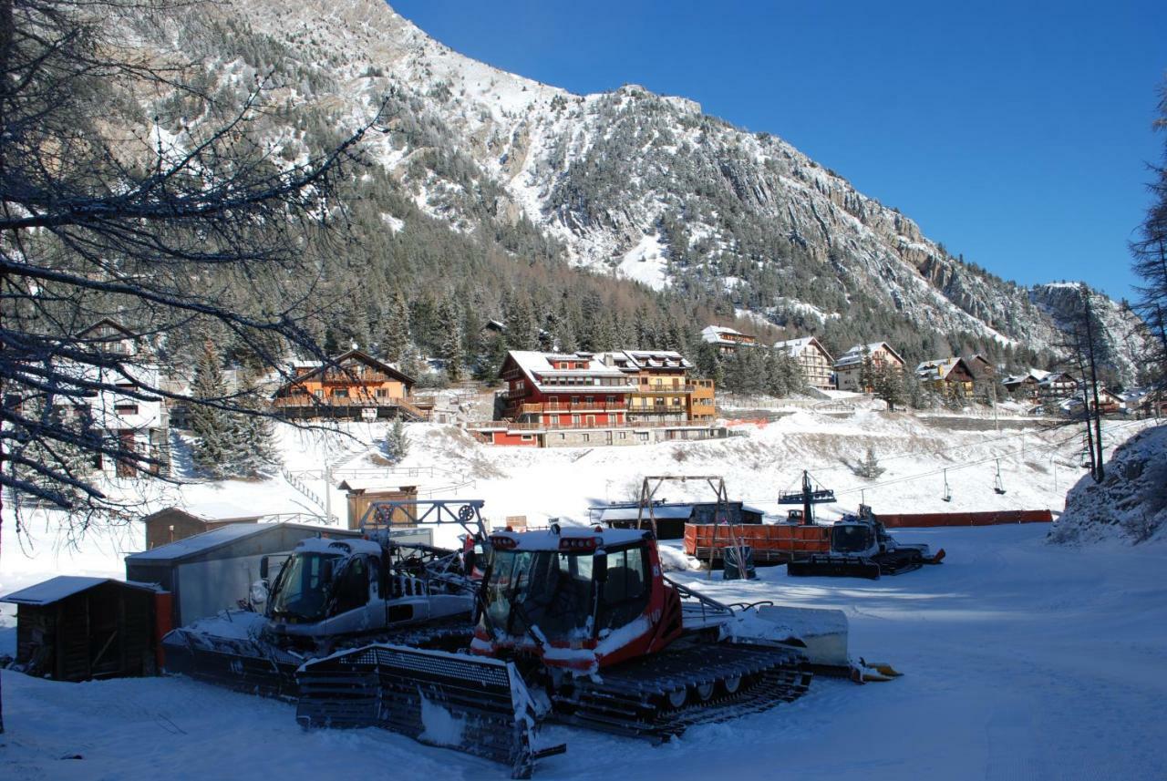 Hotel Piccolo Chalet クラヴィエーレ エクステリア 写真